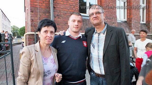 Adrian i Tomasz Zielińscy są już w Mroczy. Owacyjne powitanie