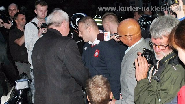 Adrian i Tomasz Zielińscy są już w Mroczy. Owacyjne powitanie
