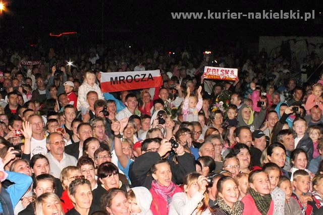 Adrian i Tomasz Zielińscy są już w Mroczy. Owacyjne powitanie