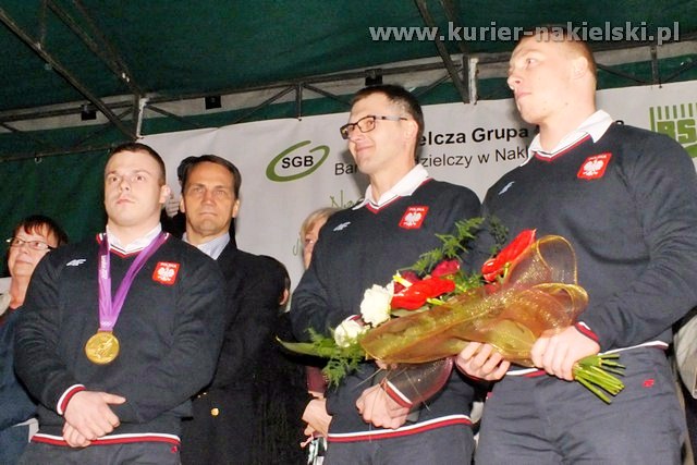 Adrian i Tomasz Zielińscy są już w Mroczy. Owacyjne powitanie