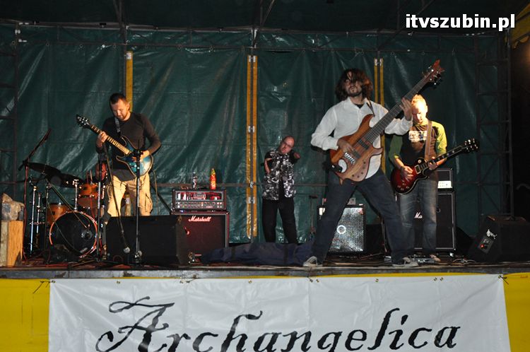 Deszczowy koncert na zakończenie Wakacji 2012