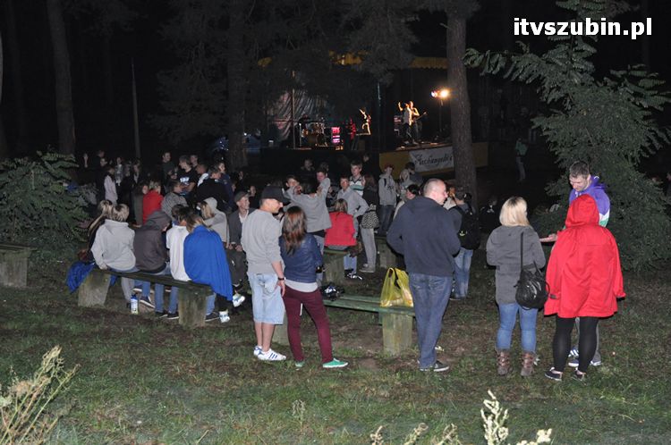 Deszczowy koncert na zakończenie Wakacji 2012