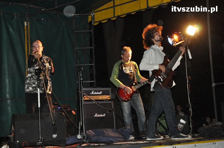 Deszczowy koncert na zakończenie Wakacji 2012