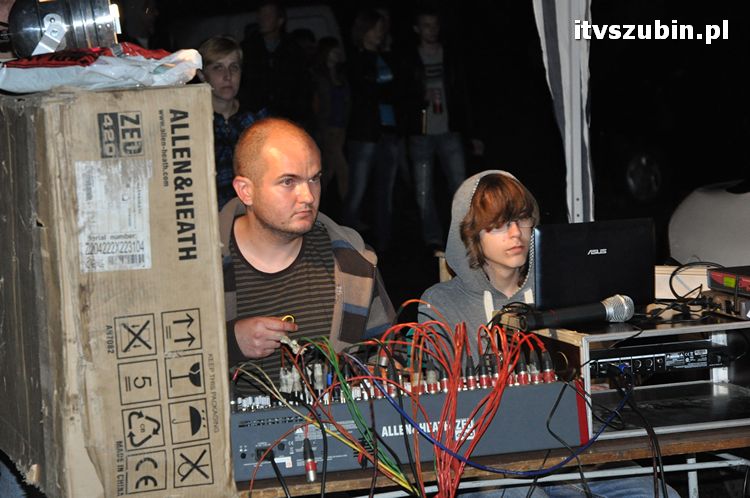 Deszczowy koncert na zakończenie Wakacji 2012