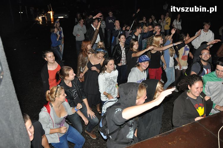 Deszczowy koncert na zakończenie Wakacji 2012