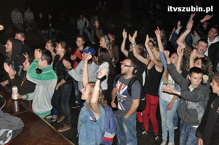 Deszczowy koncert na zakończenie Wakacji 2012