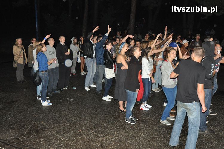 Deszczowy koncert na zakończenie Wakacji 2012