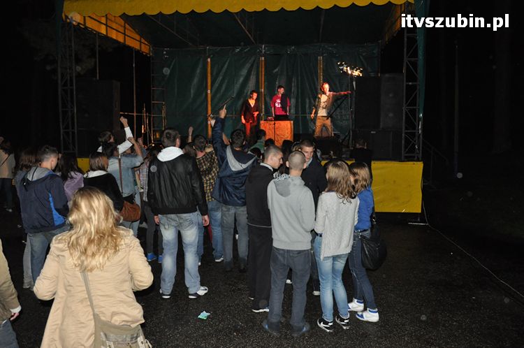 Deszczowy koncert na zakończenie Wakacji 2012