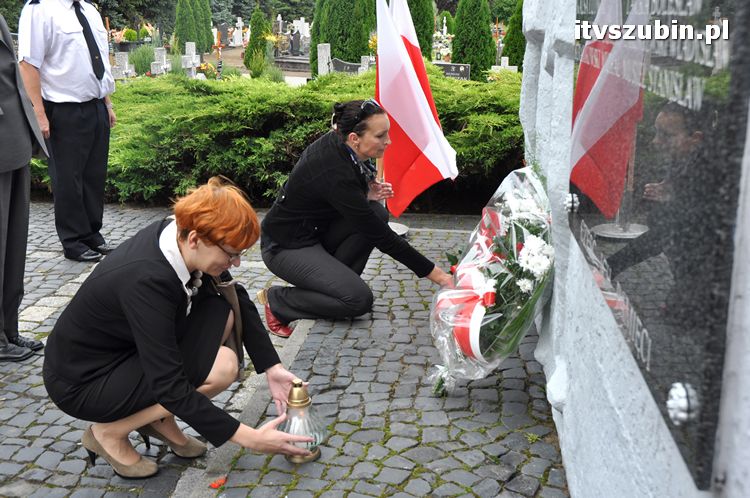 73. rocznica wybuchu II Wojny Światowej upamiętniona wiązankami kwiatów
