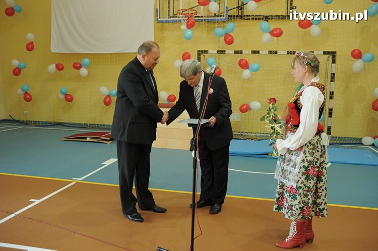 I Liceum Ogólnokształcące w Szubinie doczekało się sali gimnastycznej