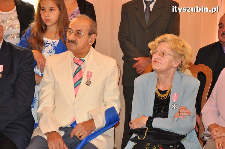 Sześć par za długoletnie pożycie małżeńskie otrzymało medal nadany przez Prezydenta RP