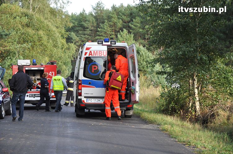 Wypadek drogowy w Mąkoszynie, dwóch poszkodowanych