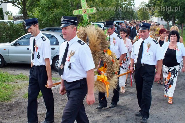 Parafialno-Gminno-Powiatowe Dożynki w Trzeciewnicy