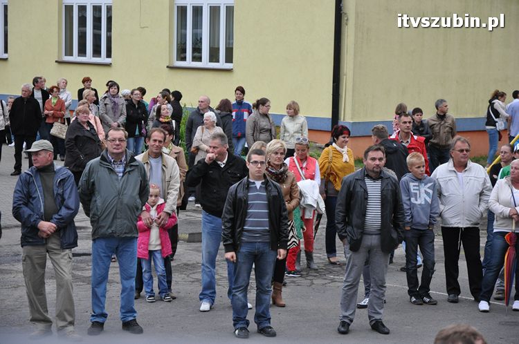 Jubileuszowy Festyn Rodzinny w szubińskiej dwójce dzień pierwszy
