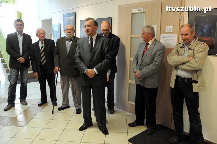 Wszystkie drogi prowadzą do... - kolejna wystawa fleszowców w RBP