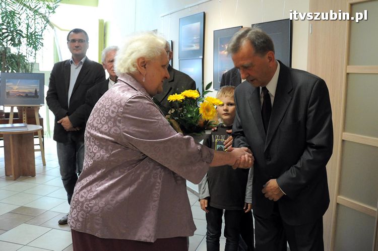 Wszystkie drogi prowadzą do... - kolejna wystawa fleszowców w RBP