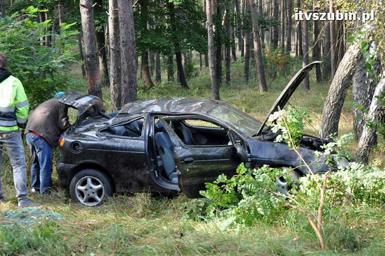 Dachowanie Renault Megane koło Samoklęsk Małych