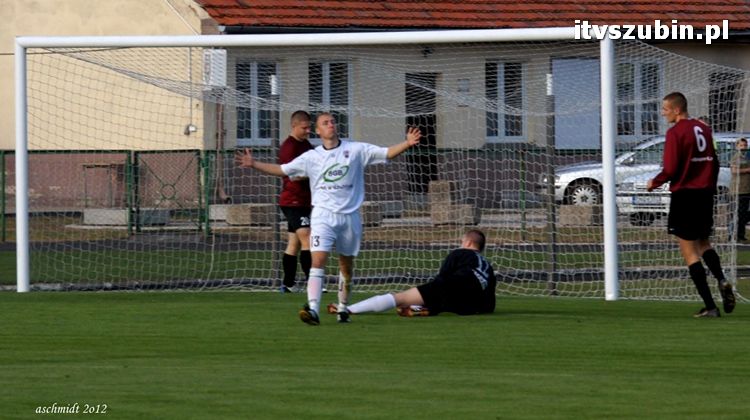 LKS Szubinianka Szubin - KS Flisak Złotoria 4:2
