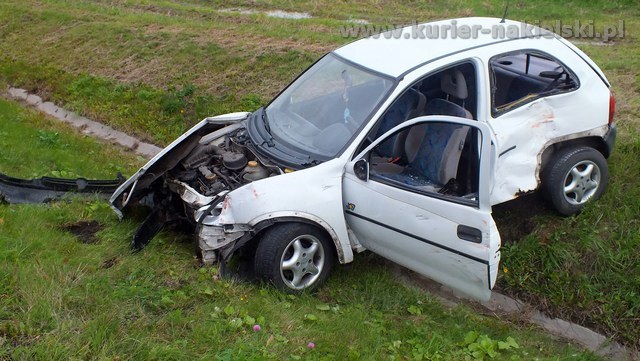 Kolizja na skrzyżowaniu ul. Karnowskiej z krajową 10 w Nakle nad Notecią