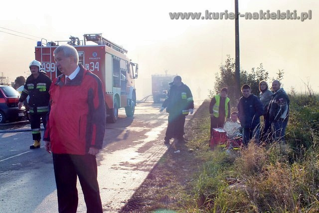 Bardzo groźny pożar w Mroczy, osiem rodzin bez dachu nad głową