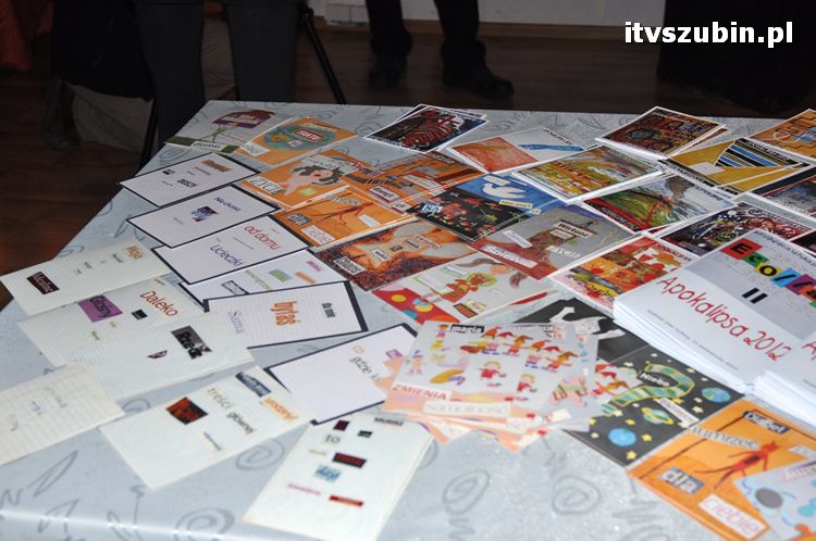 Apokalipsa 2012 i brajlowskie pocztówki w SDK