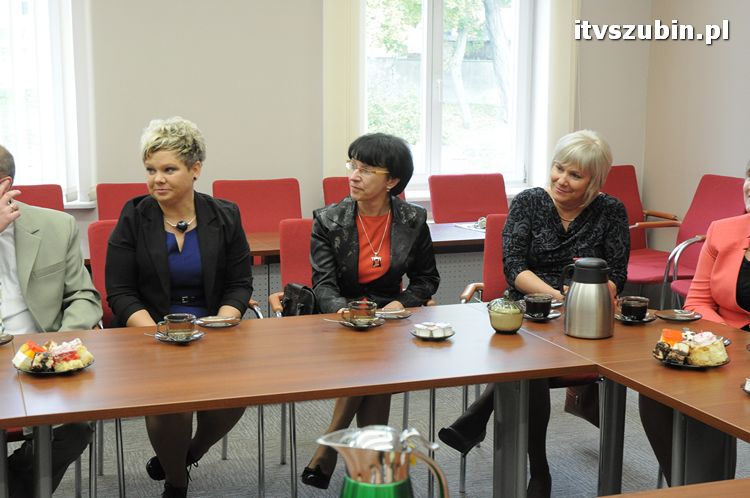 Doroczne nagrody Burmistrza Szubina dla nauczycieli wręczone