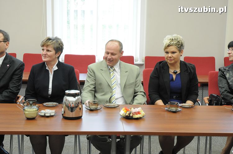 Doroczne nagrody Burmistrza Szubina dla nauczycieli wręczone