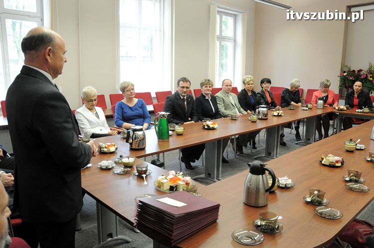Doroczne nagrody Burmistrza Szubina dla nauczycieli wręczone