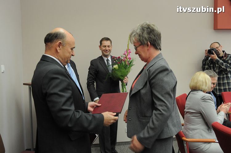 Doroczne nagrody Burmistrza Szubina dla nauczycieli wręczone