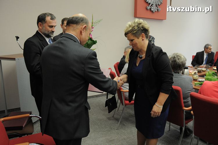Doroczne nagrody Burmistrza Szubina dla nauczycieli wręczone