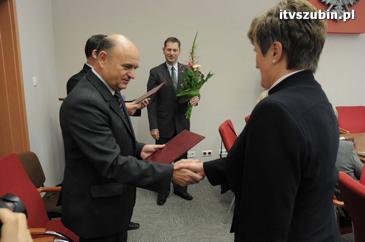 Doroczne nagrody Burmistrza Szubina dla nauczycieli wręczone