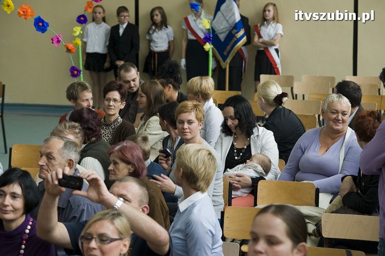 Pasowanie na ucznia w Szkole Podstawowej nr 2 w Szubinie