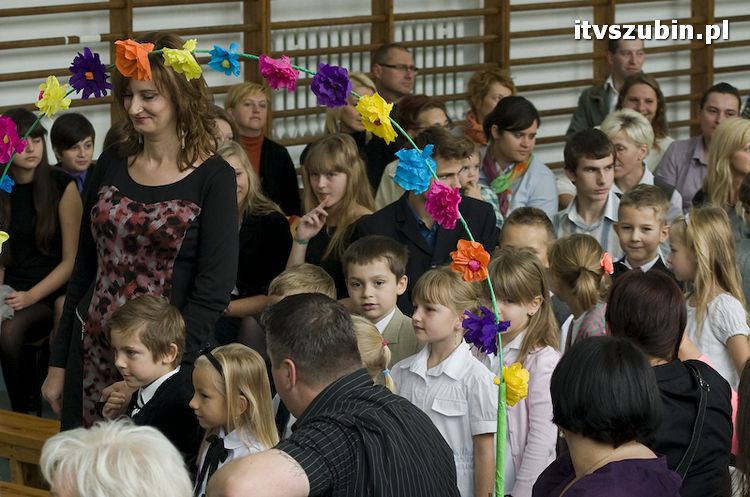 Pasowanie na ucznia w Szkole Podstawowej nr 2 w Szubinie