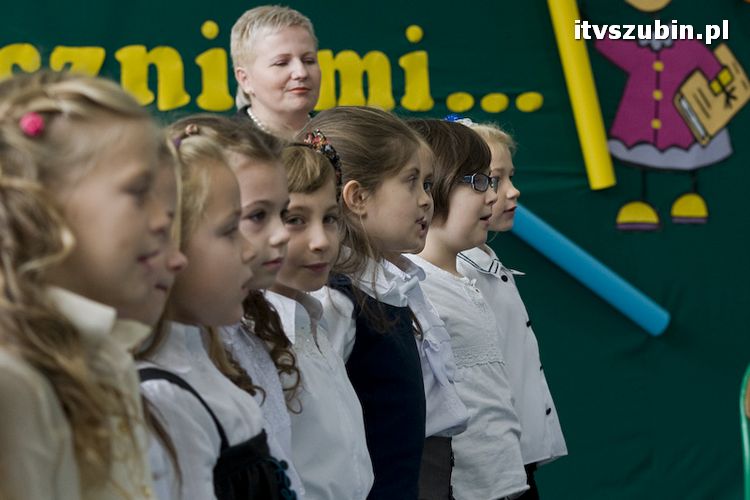 Pasowanie na ucznia w Szkole Podstawowej nr 2 w Szubinie