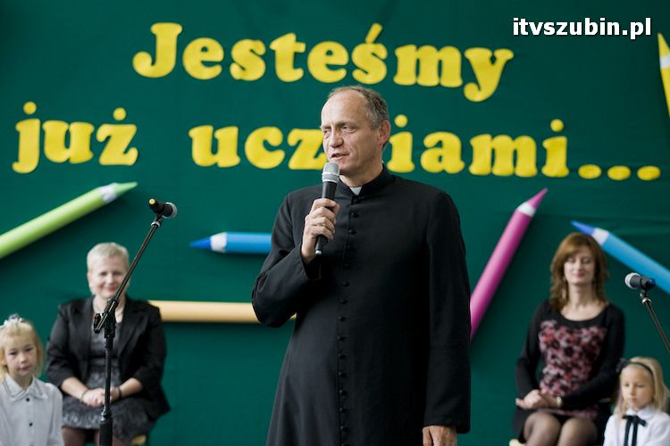 Pasowanie na ucznia w Szkole Podstawowej nr 2 w Szubinie