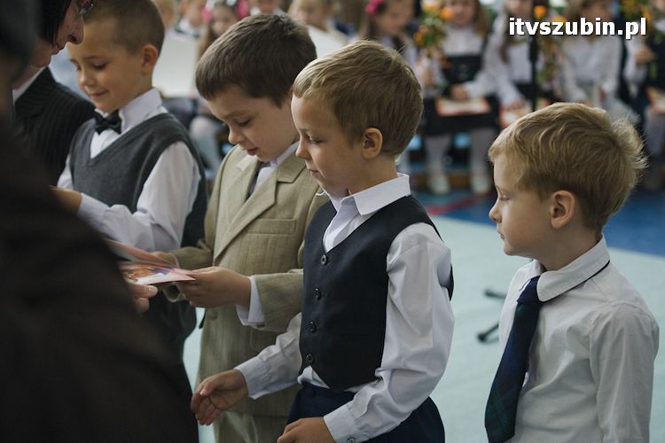 Pasowanie na ucznia w Szkole Podstawowej nr 2 w Szubinie
