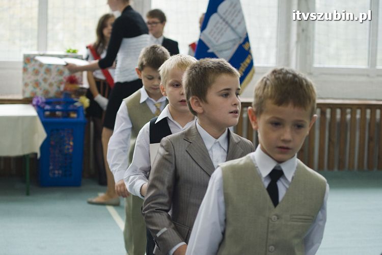 Pasowanie na ucznia w Szkole Podstawowej nr 2 w Szubinie
