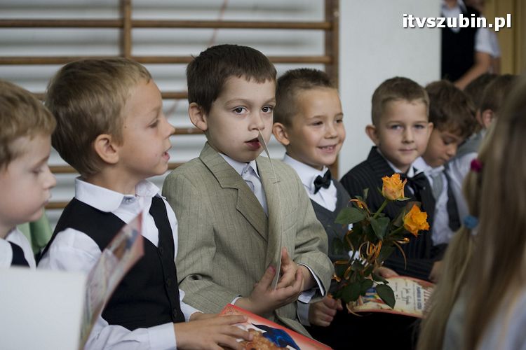 Pasowanie na ucznia w Szkole Podstawowej nr 2 w Szubinie
