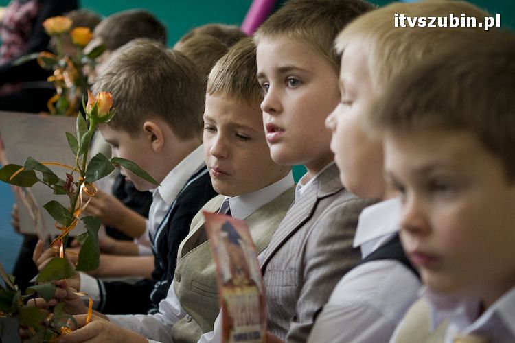 Pasowanie na ucznia w Szkole Podstawowej nr 2 w Szubinie