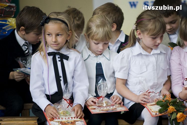 Pasowanie na ucznia w Szkole Podstawowej nr 2 w Szubinie