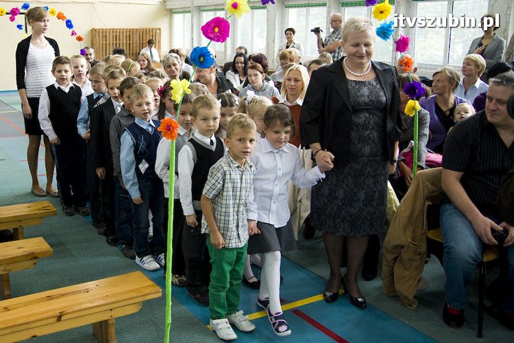 Pasowanie na ucznia w Szkole Podstawowej nr 2 w Szubinie