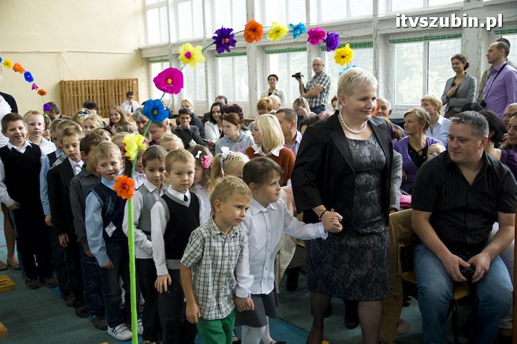 Pasowanie na ucznia w Szkole Podstawowej nr 2 w Szubinie