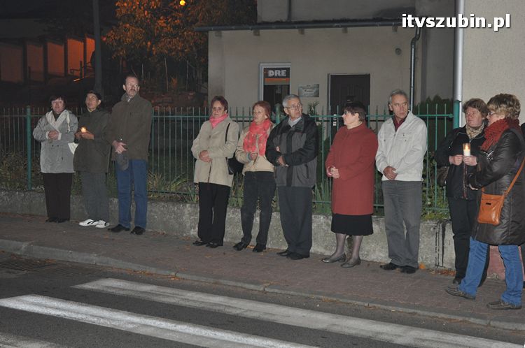 Procesja różańcowa ulicami miasta