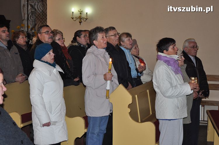 Procesja różańcowa ulicami miasta