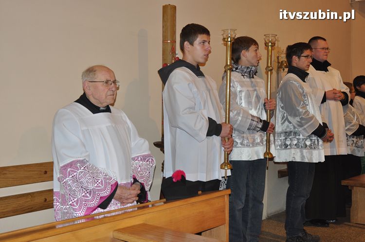 Procesja różańcowa ulicami miasta