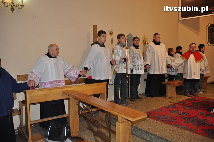 Procesja różańcowa ulicami miasta