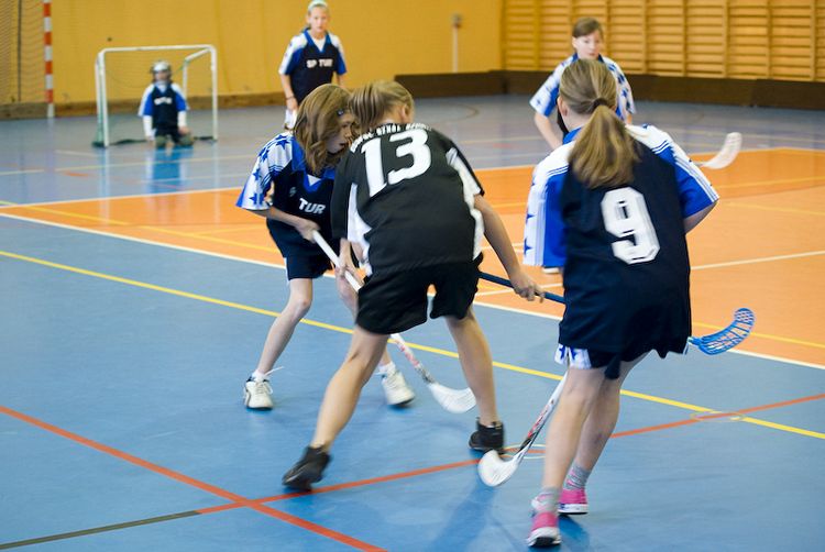 Ponownie dziewczęta z SP Królikowa najlepsze w powiecie w Unihokeju