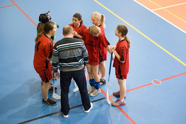 Ponownie dziewczęta z SP Królikowa najlepsze w powiecie w Unihokeju