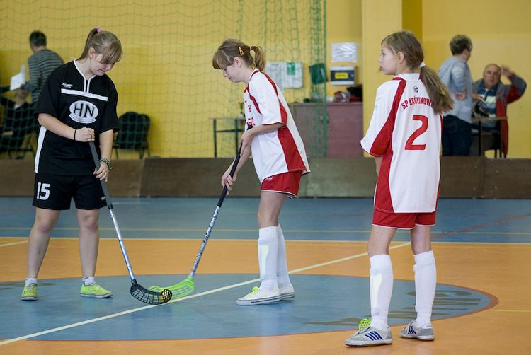 Ponownie dziewczęta z SP Królikowa najlepsze w powiecie w Unihokeju