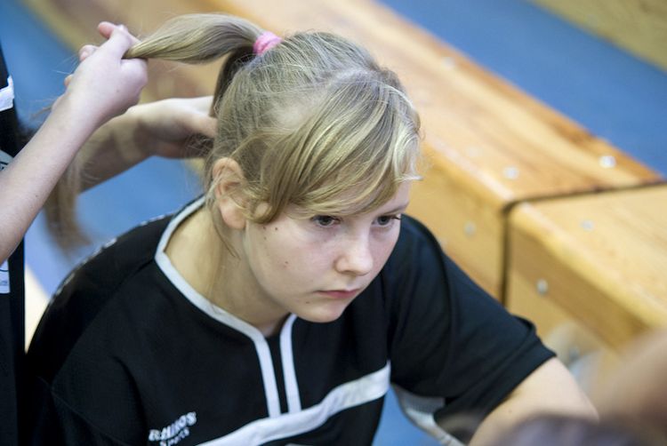 Ponownie dziewczęta z SP Królikowa najlepsze w powiecie w Unihokeju